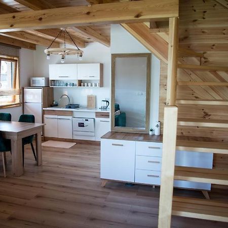 Kalinowy Sad Domki Z Jacuzzi I Sauna Mikołajki エクステリア 写真