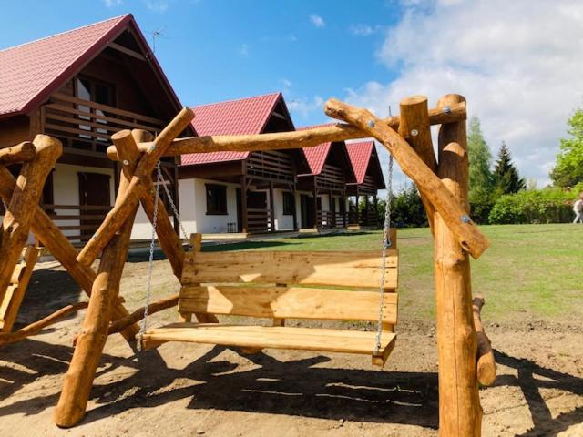 Kalinowy Sad Domki Z Jacuzzi I Sauna Mikołajki エクステリア 写真