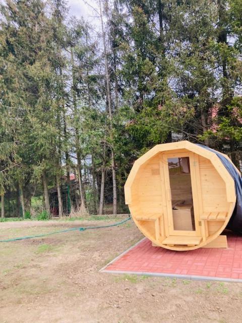Kalinowy Sad Domki Z Jacuzzi I Sauna Mikołajki エクステリア 写真